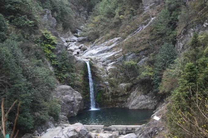 自驾辽西九华山，因明金战争而得名，在这布达拉宫长城可以随意切换